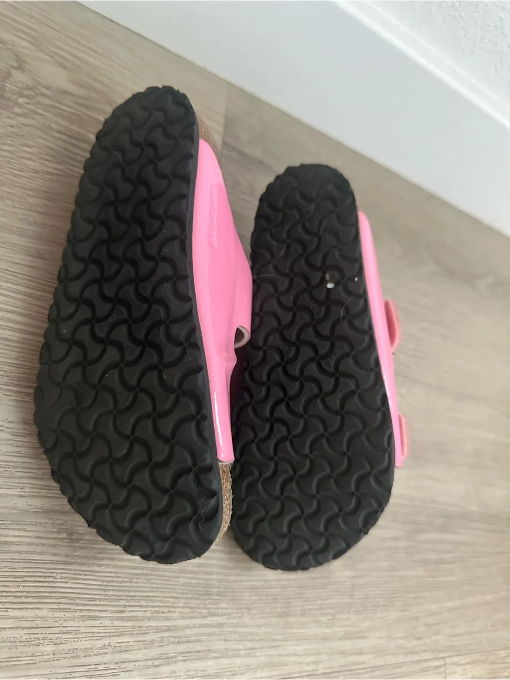 Birkenstock Kids Pink patent leather Sandals Arizona